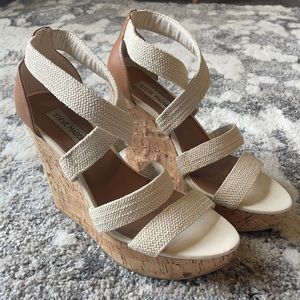 Steve Madden Camdyn wedge heels